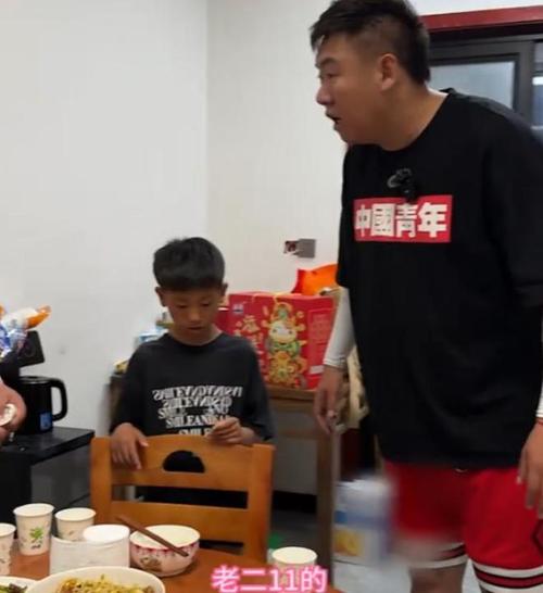 新奥今晚买什么和养3弟妹女生遭堵门与女孩不堪养活三弟妹压力轻生续